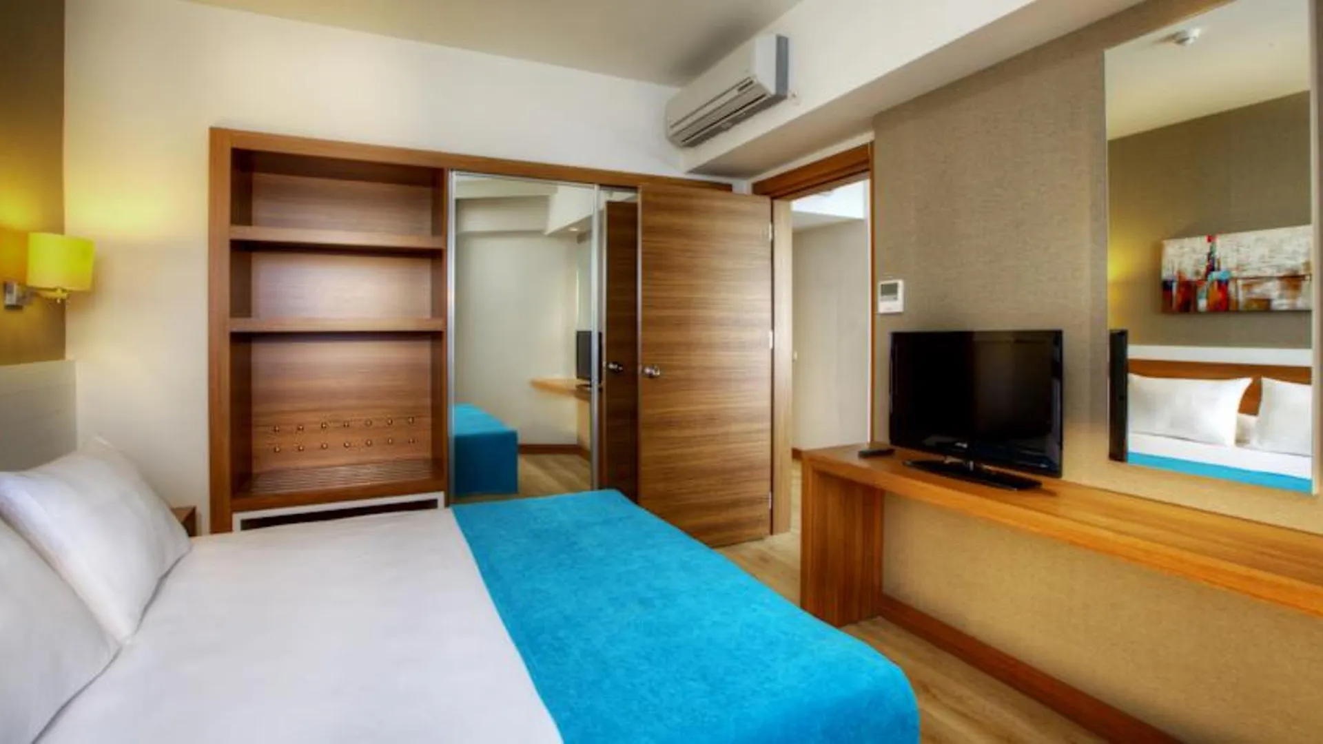 Grand Park Lara Hotel Αττάλεια 4*,